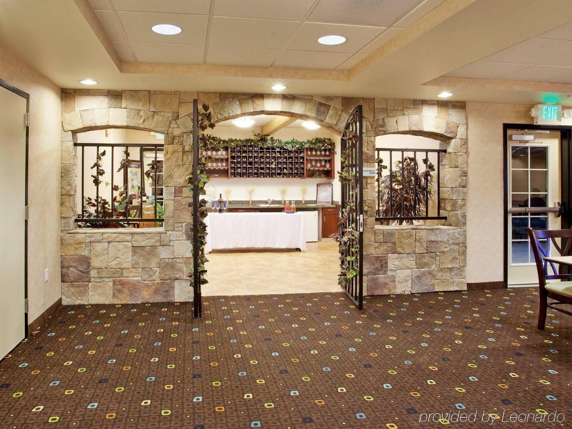 Holiday Inn Express Lodi By Ihg Exterior foto